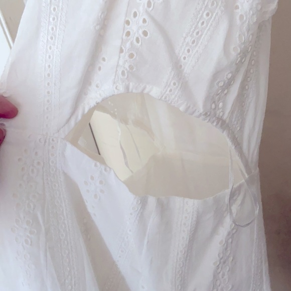 WHITE DRESS - Picture 3 of 3